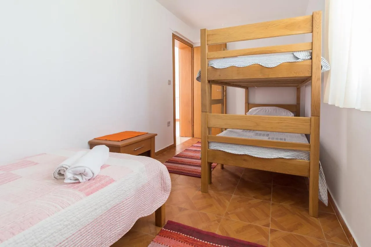 Kristi Apartment Complex Near The Sandy Beach - By Ta Leut Agency Privlaka  Privlaka (Zadar)